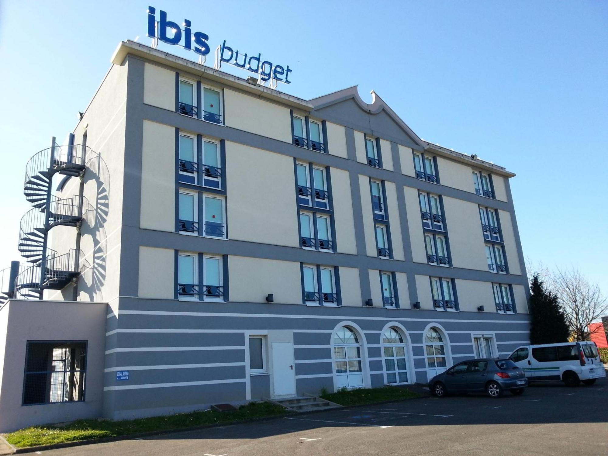 Hotel Ibis Budget Nantes Ouest Atlantis Couëron Eksteriør bilde